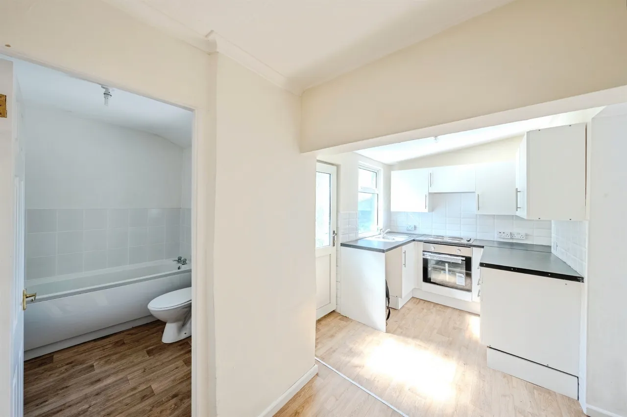 Whitworth Terrace, Tredegar, NP22, photo 30