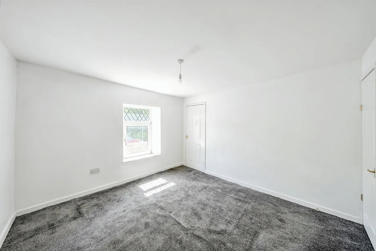 Whitworth Terrace, Tredegar, NP22, photo 25