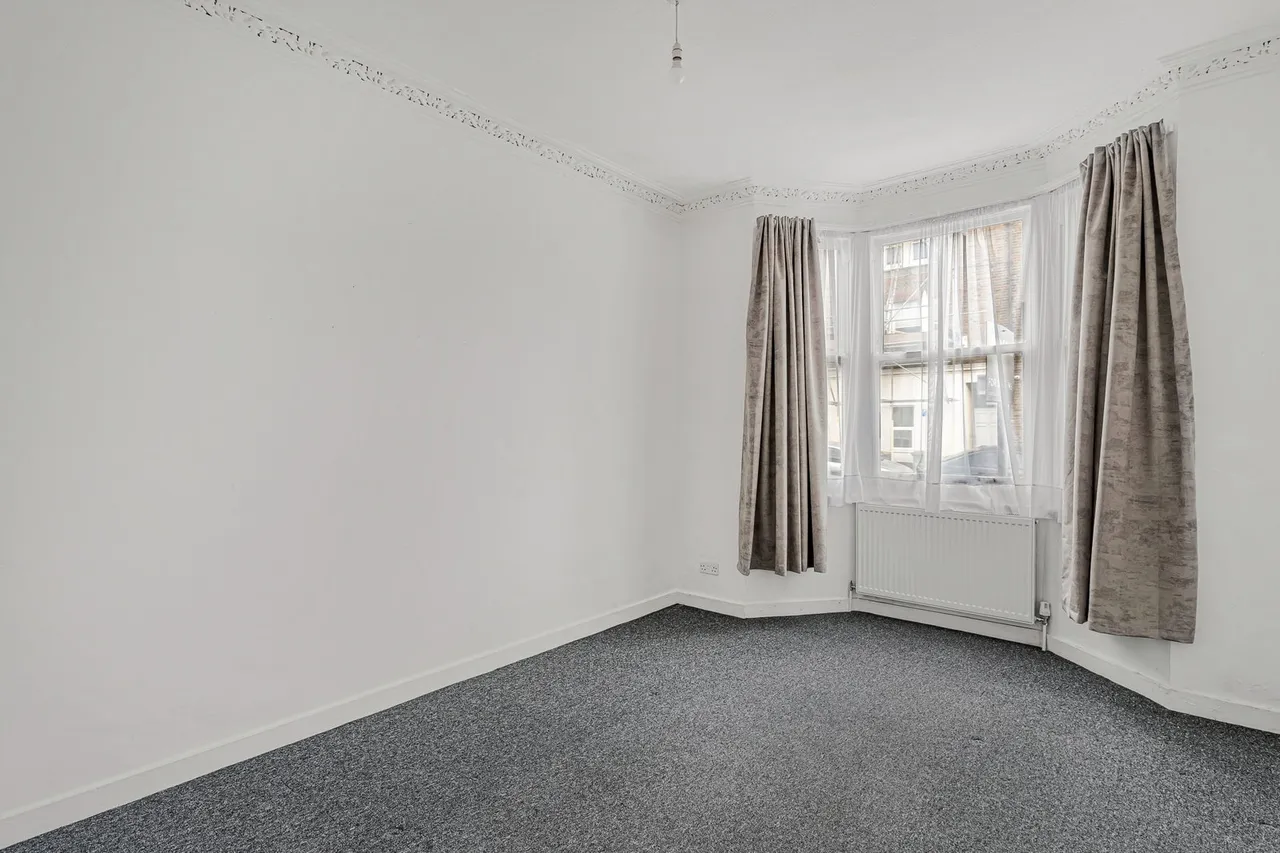3 bed house for sale, Parish Lane, London, SE20