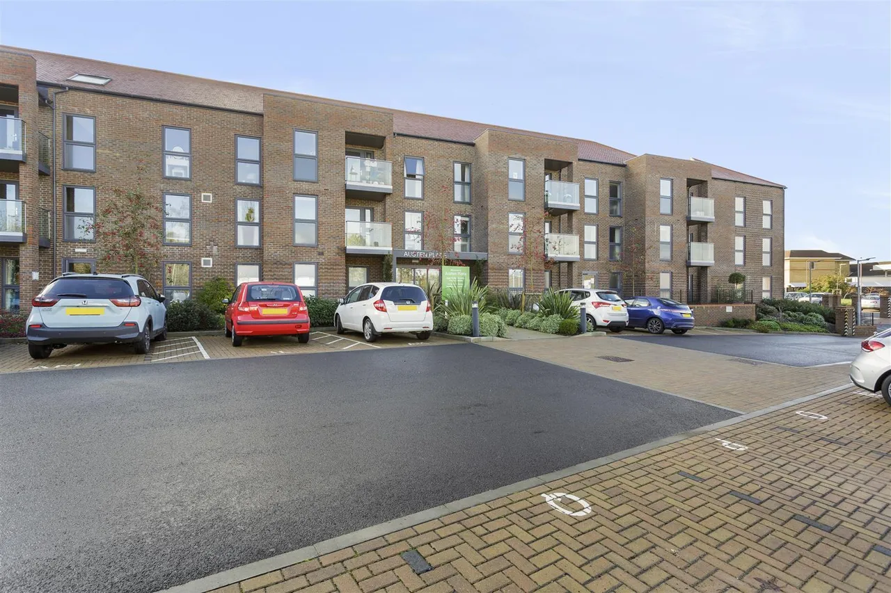 Lower Turk Street, Alton, GU34, photo 29