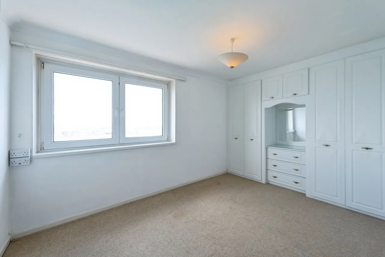 Harbour Tower, Trinity Green, PO12, photo 8