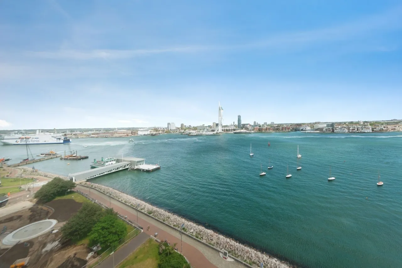 Harbour Tower, Trinity Green, PO12, photo 16