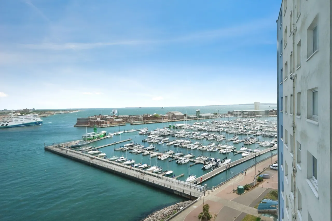 Harbour Tower, Trinity Green, PO12, photo 14