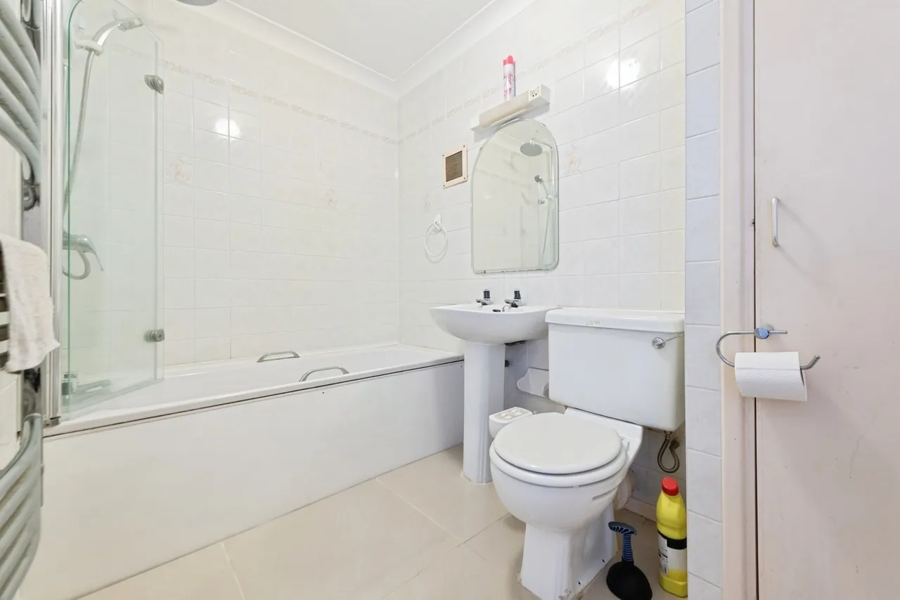 Harbour Tower, Trinity Green, PO12, photo 9