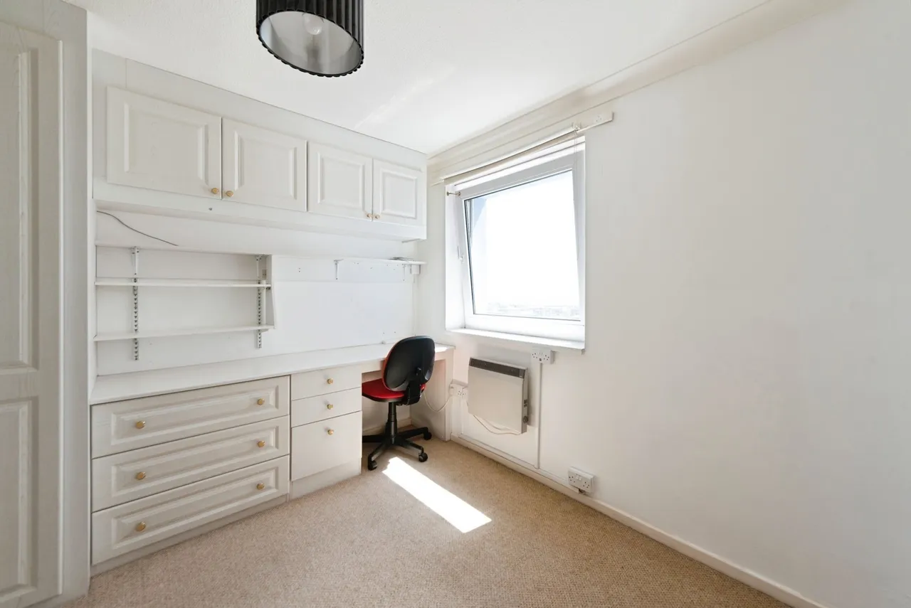 Harbour Tower, Trinity Green, PO12, photo 11