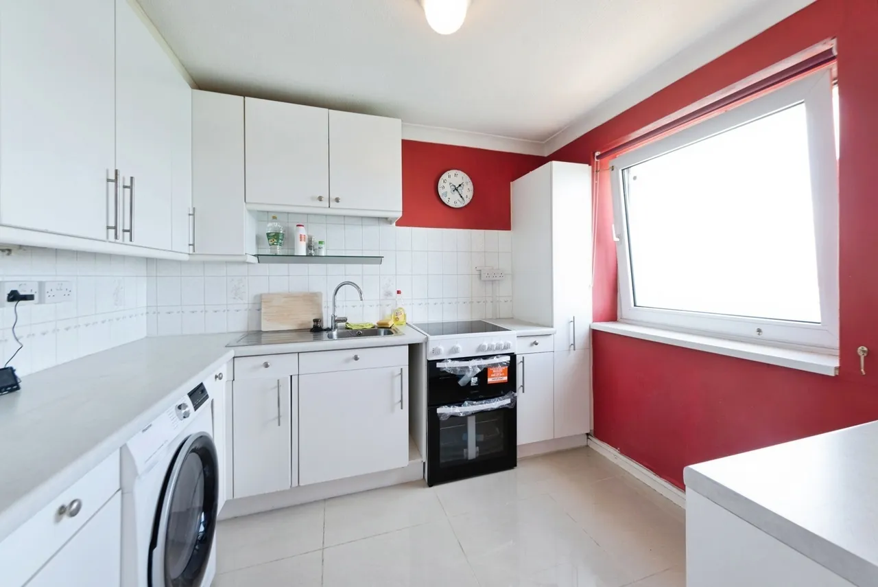 Harbour Tower, Trinity Green, PO12, photo 4