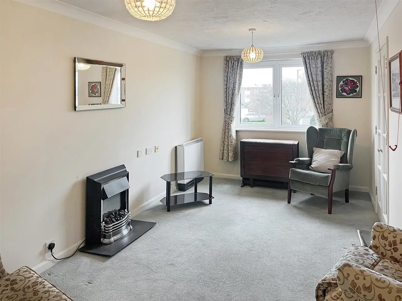 Wakehurst Place, Rustington, photo 2