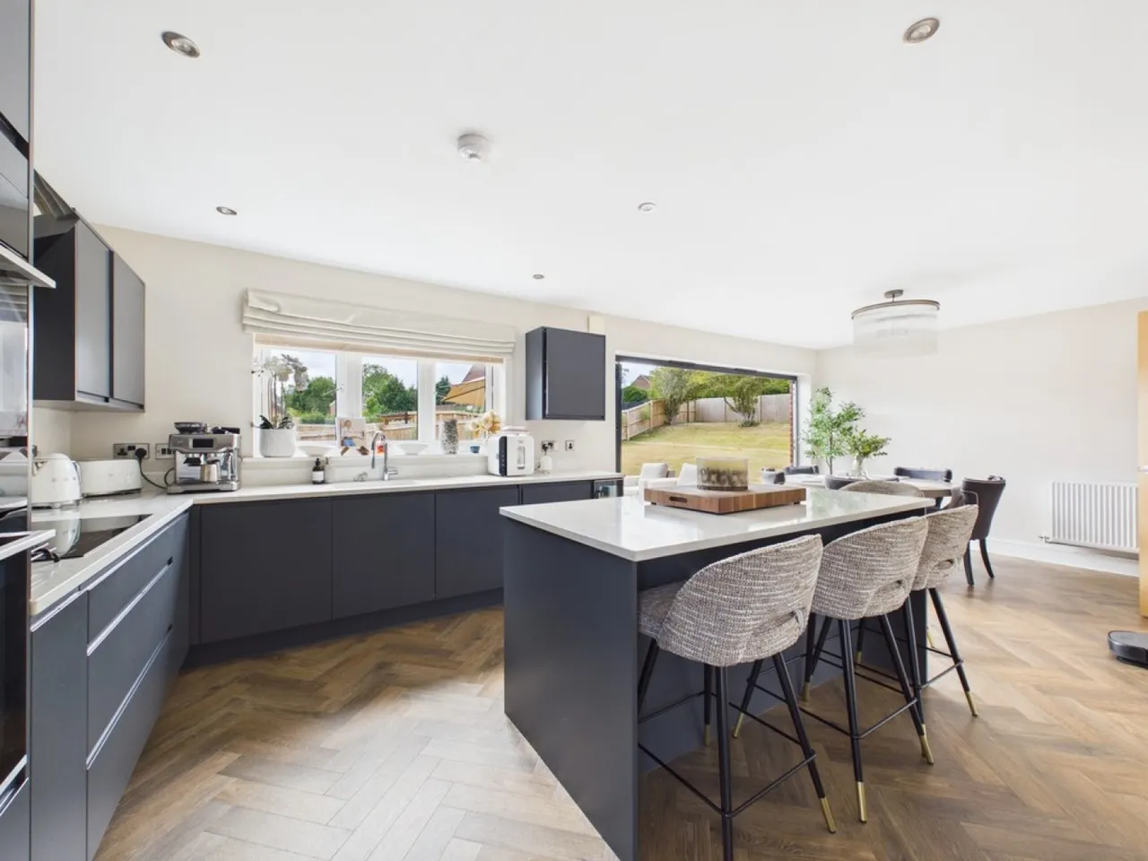 Donvalley Crescent, photo 12