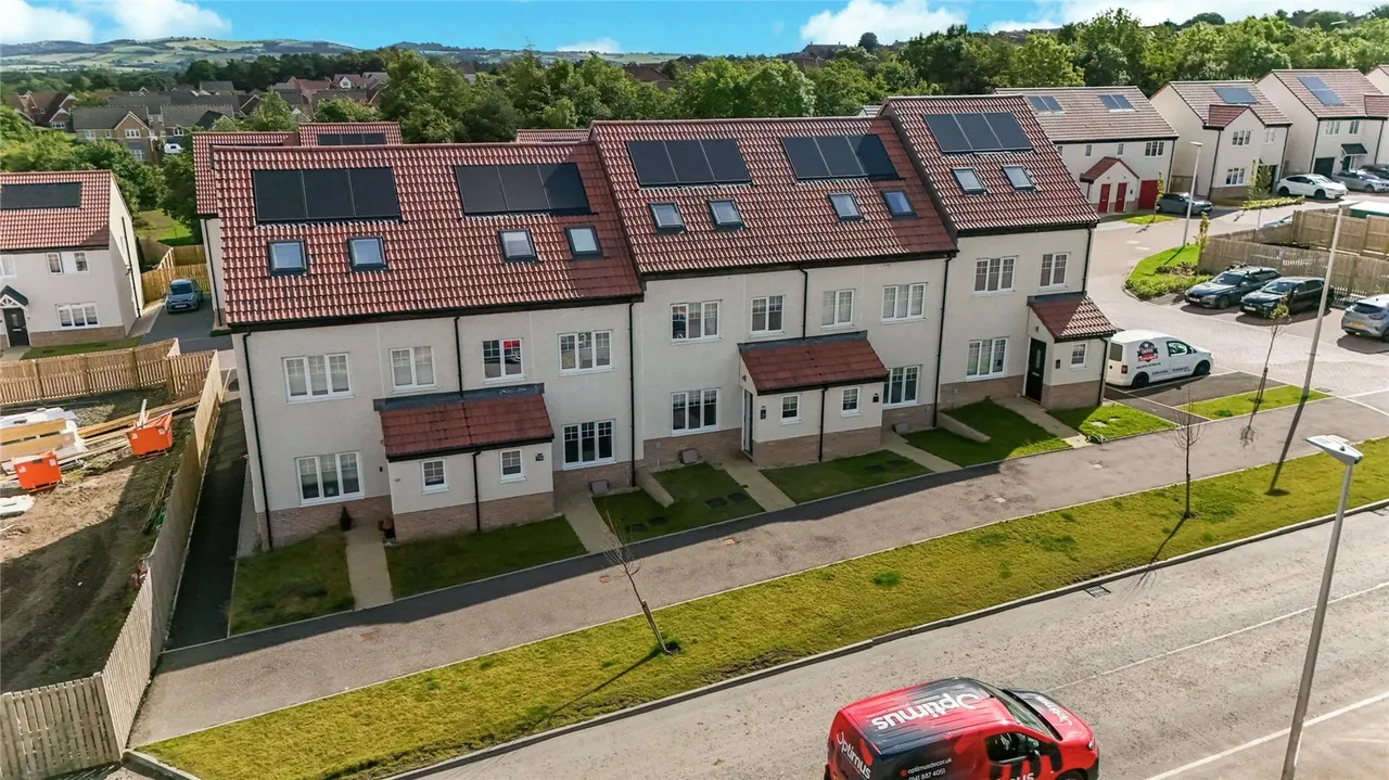 Colquhoun Crescent, Armadale, West Lothian, EH48, photo 22