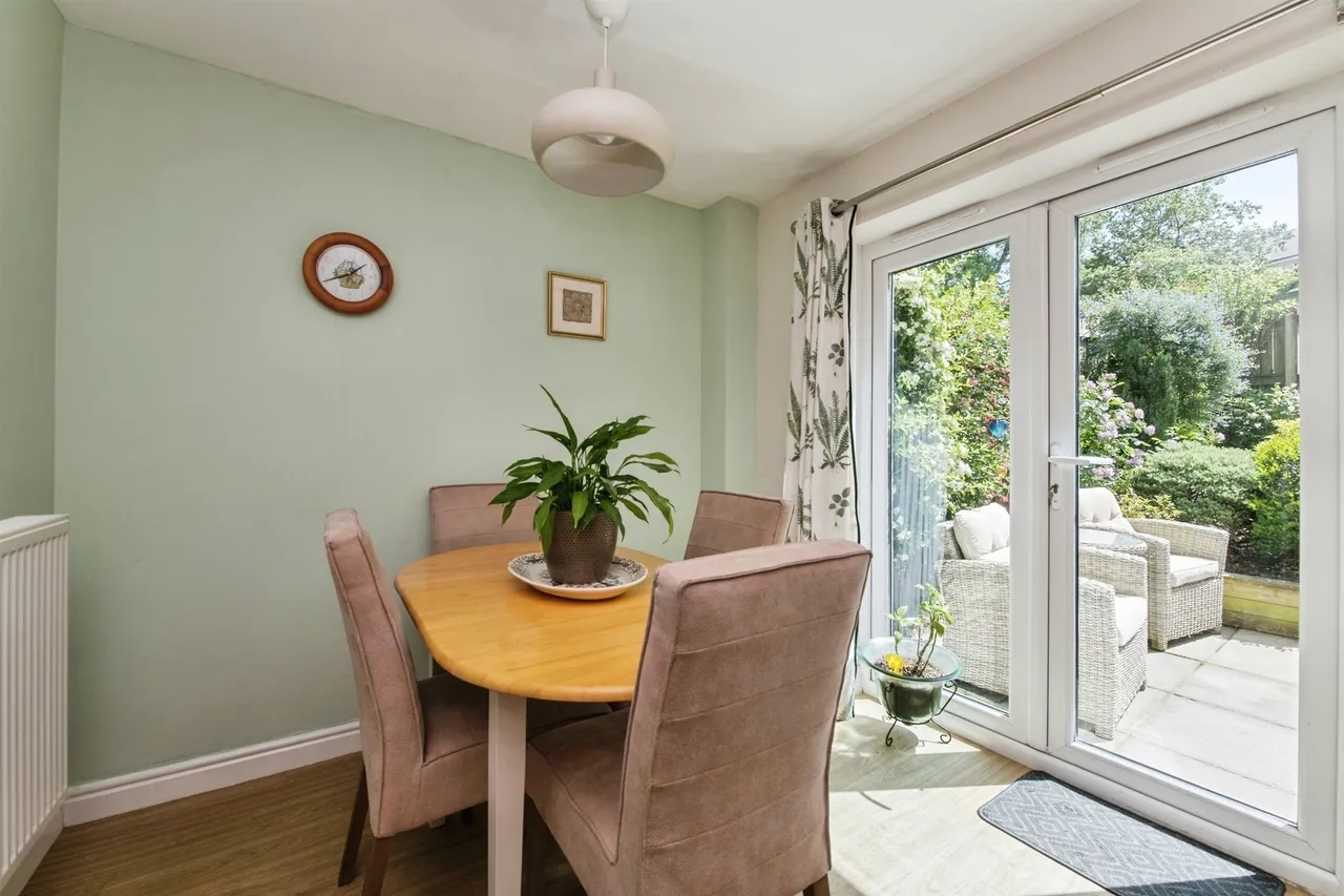 Flax Meadow Lane, Axminster, photo 6