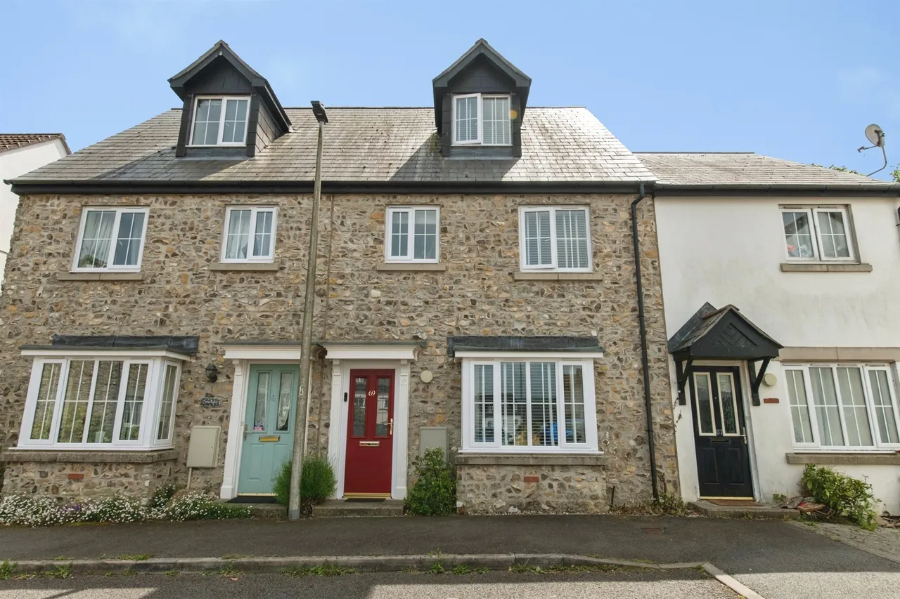 3 bed house for sale — Flax Meadow Lane, Axminster