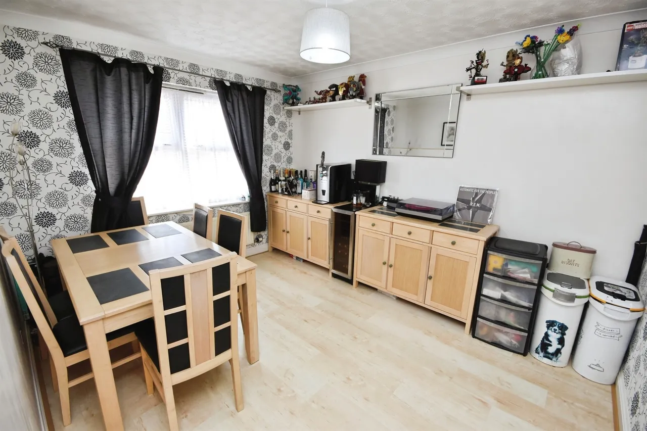 Bridport Way, Braintree, CM7, photo 5