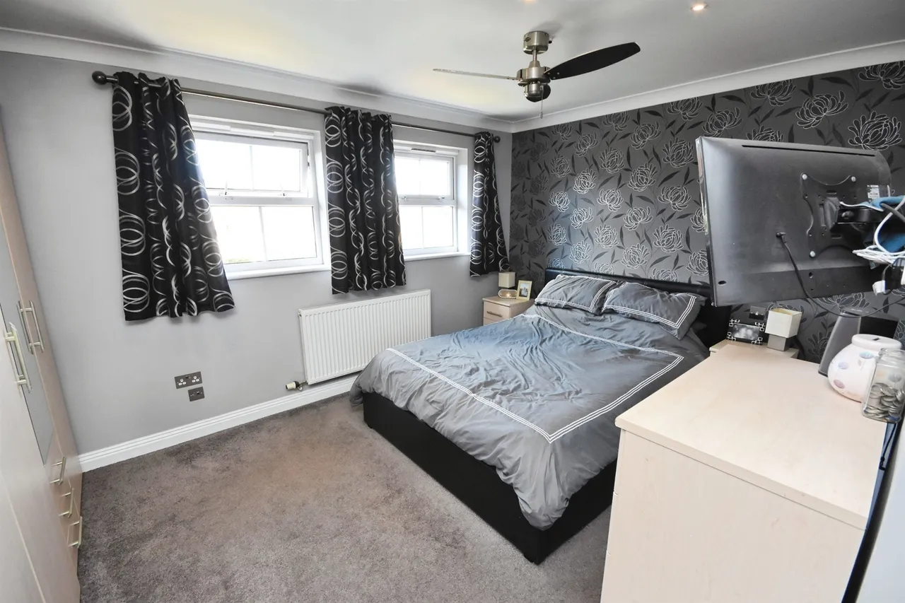 Bridport Way, Braintree, CM7, photo 13