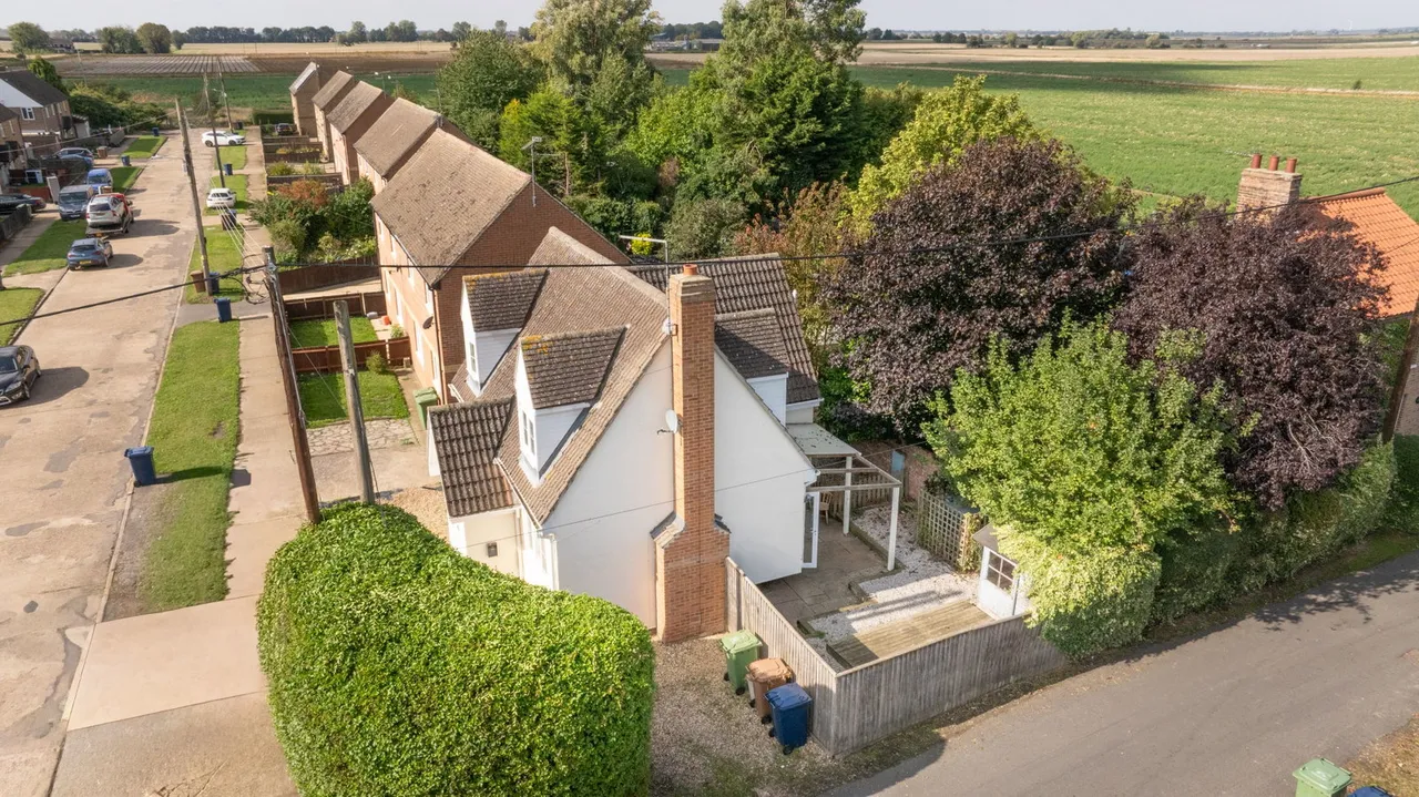 Crown Avenue, Christchurch, Wisbech, PE14 9NE, photo 4
