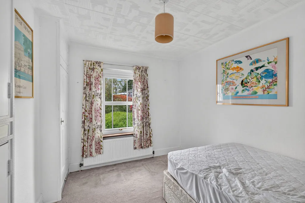 Laburnum Road, Chertsey, KT16, photo 9