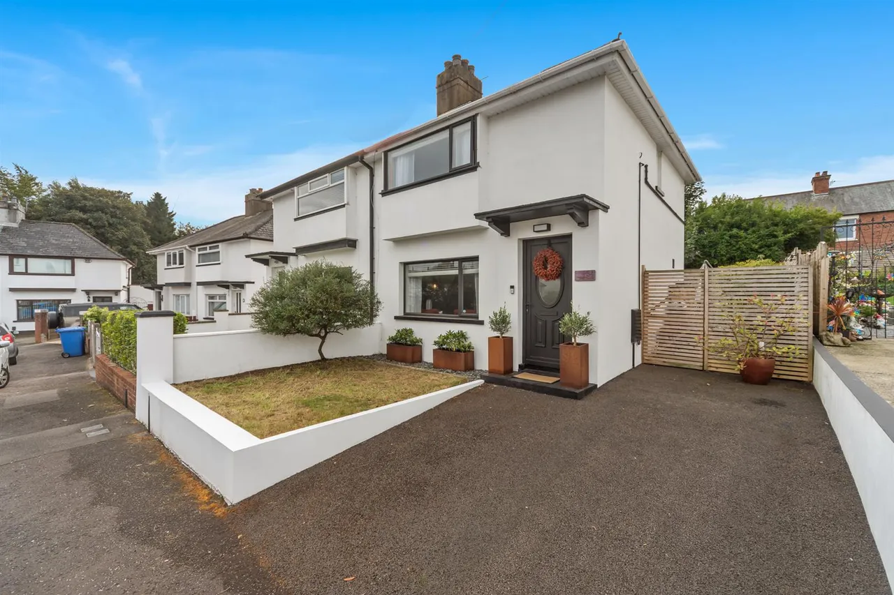3 bed house for sale, Enid Parade, Belfast, BT5