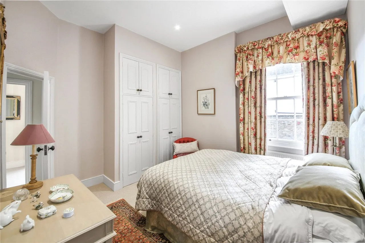 Pembridge Place, London, W2, photo 8