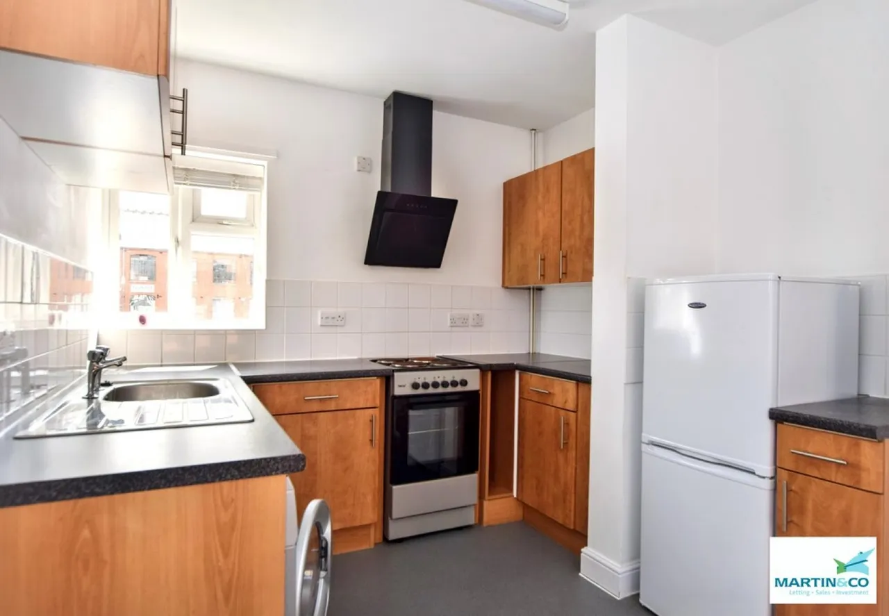Upper Bond Street, Hinckley, photo 3