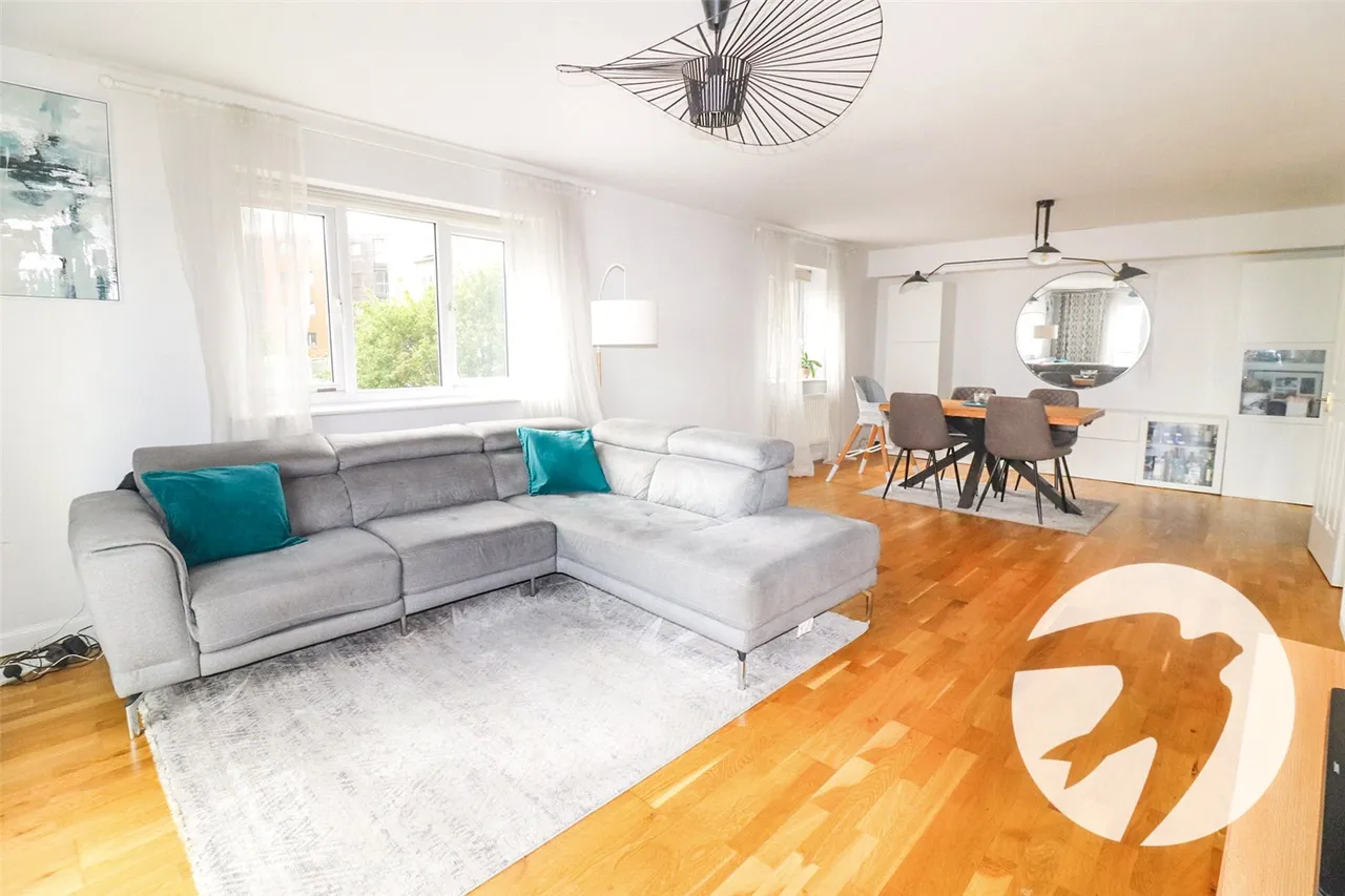 2 bed 2 bedroom property for sale, Chichester Wharf, Erith, DA8