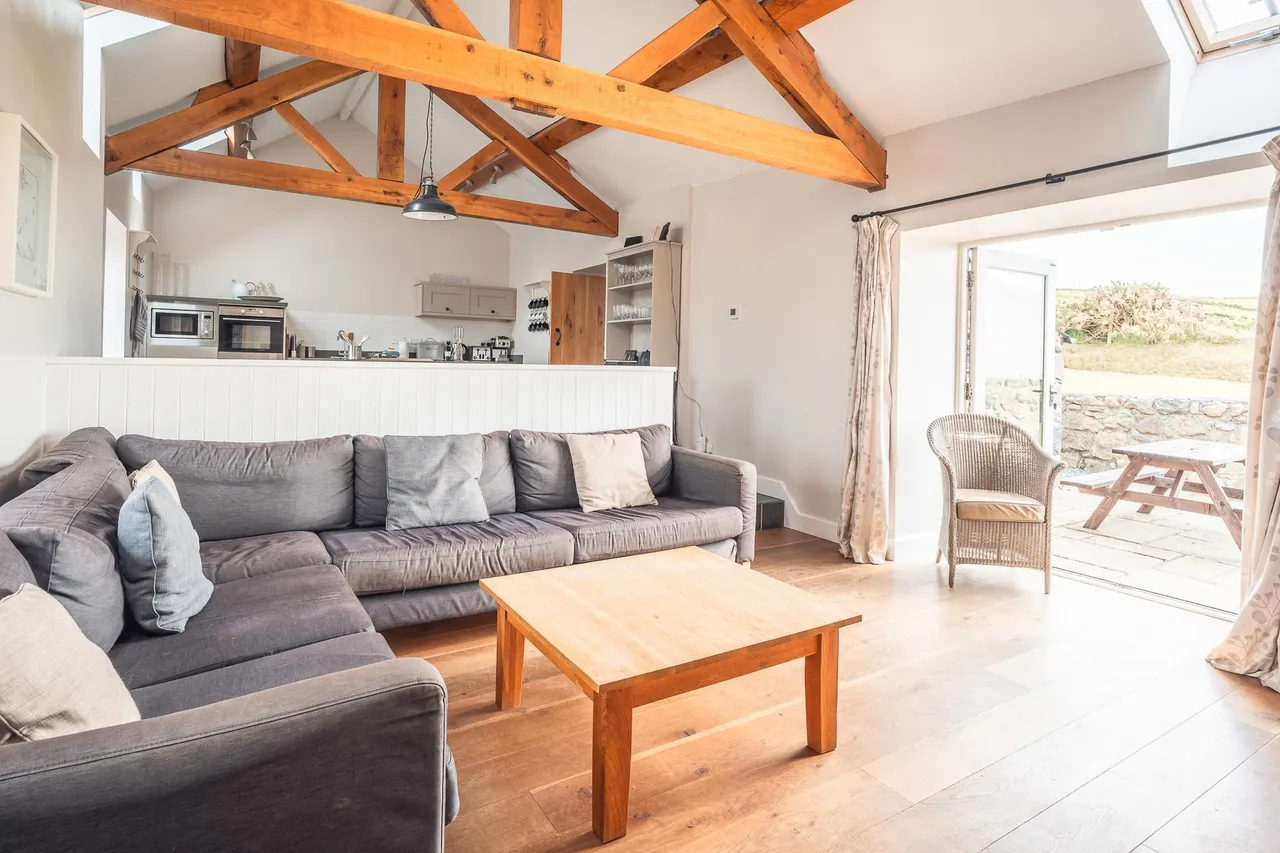 Geufron Barn, Aberdaron, LL53, photo 4