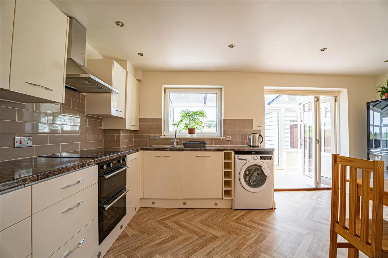 Essenden Road, St. Leonards-On-Sea, photo 2