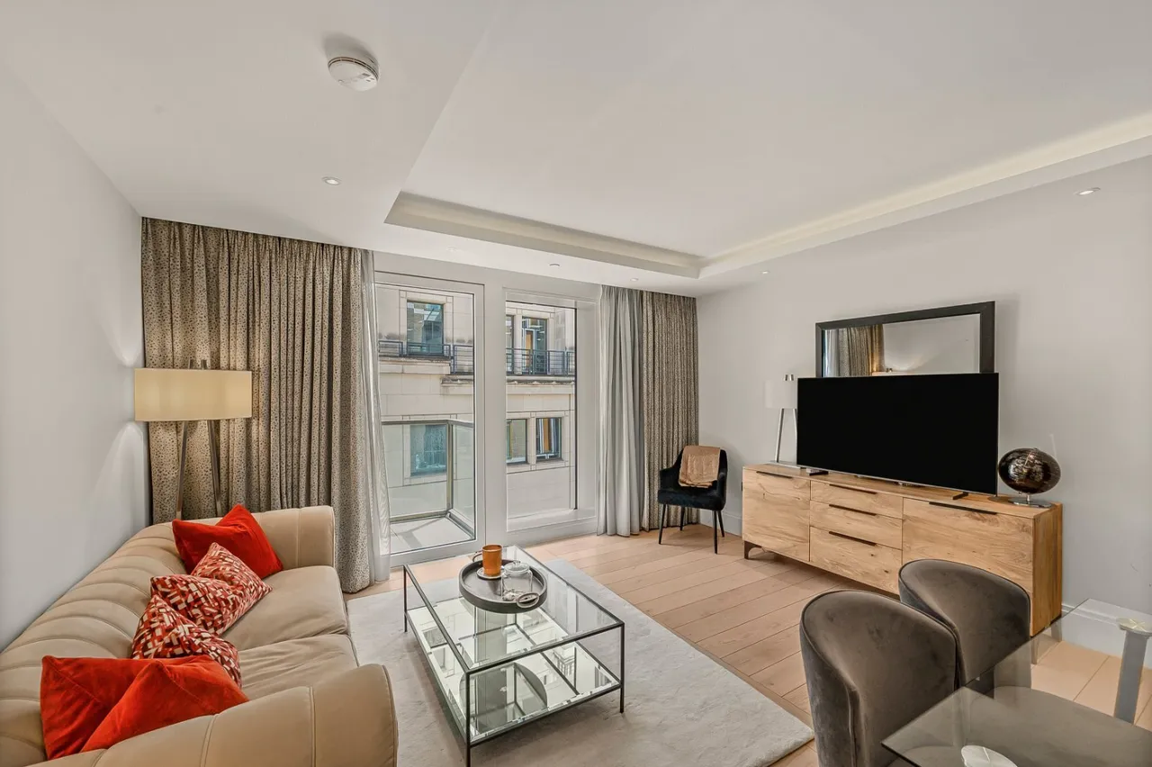 Strand, London, WC2R, photo 2