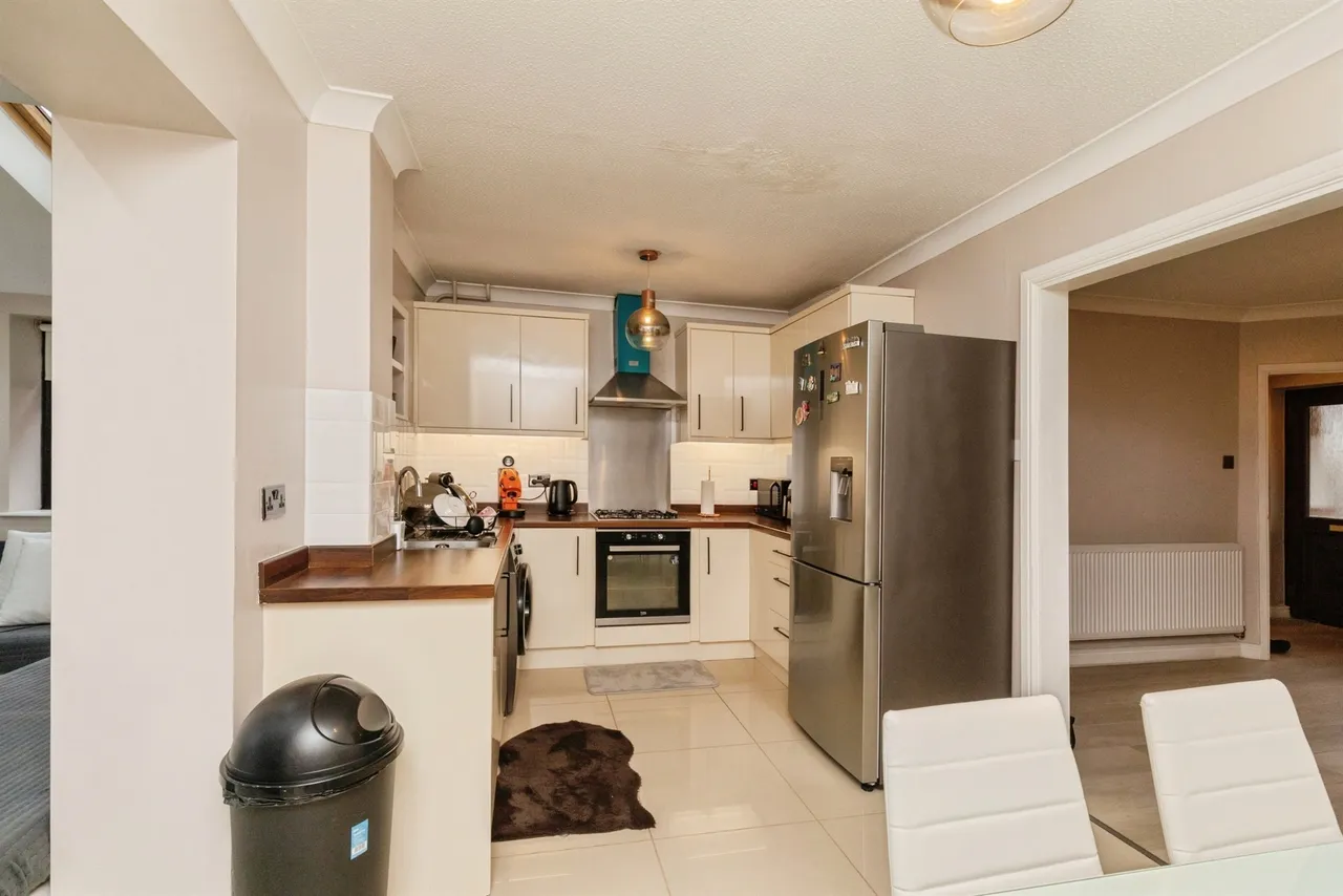 Lavender Close, Thornbury, BS35, photo 9