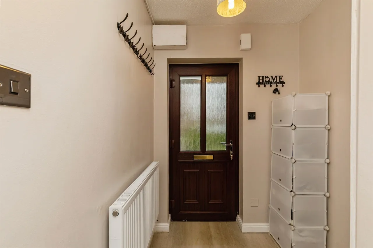 Lavender Close, Thornbury, BS35, photo 6