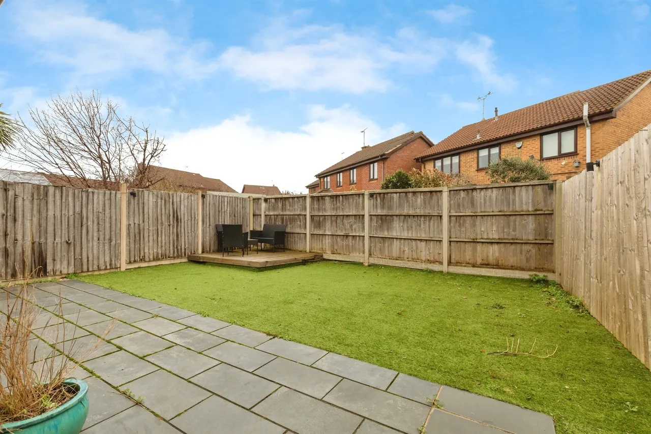 Lavender Close, Thornbury, BS35, photo 16