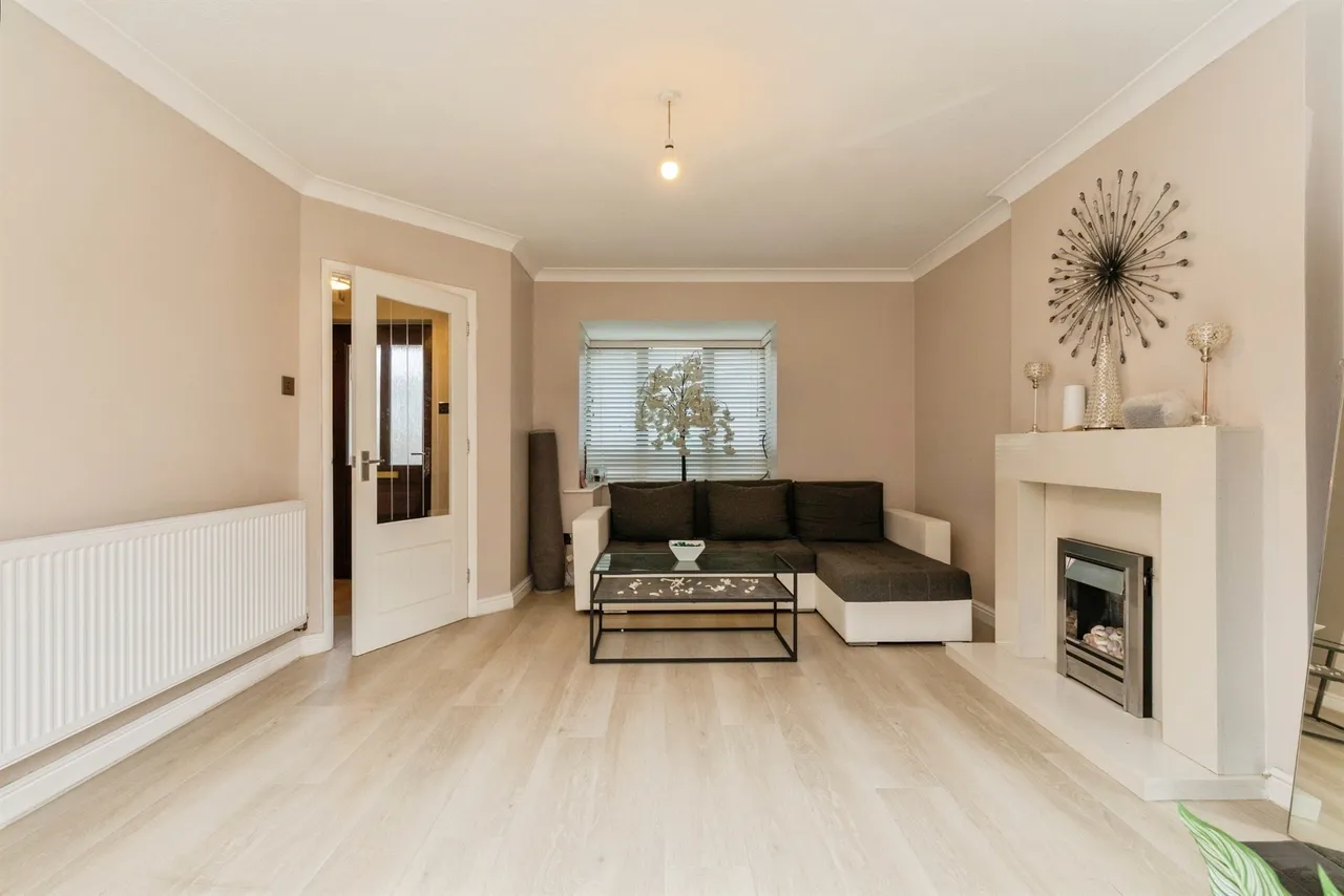 Lavender Close, Thornbury, BS35, photo 7