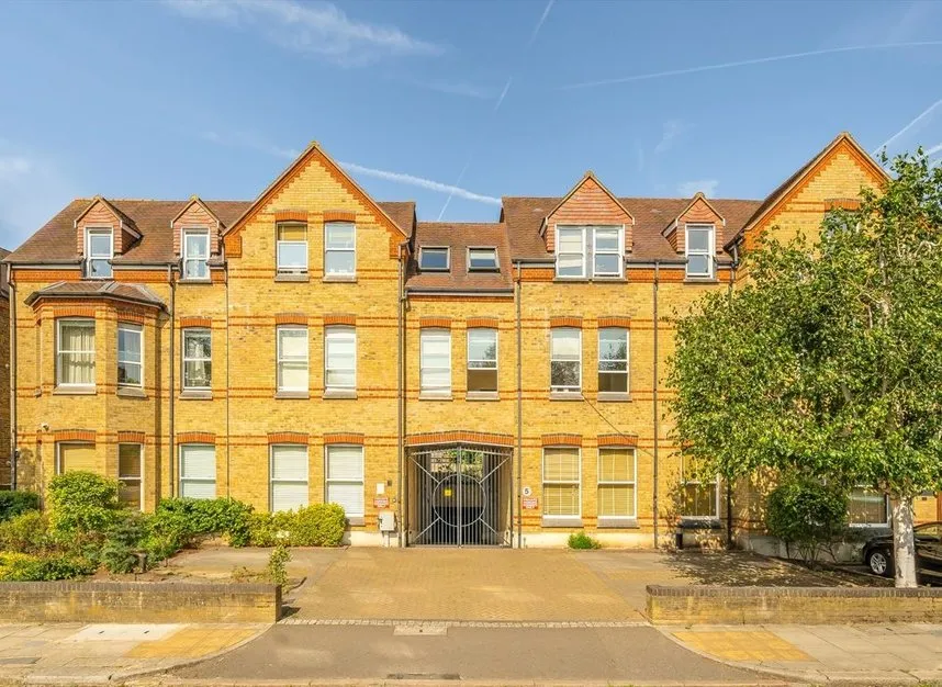 2 bed flat to rent, Grange Park, Ealing, W5