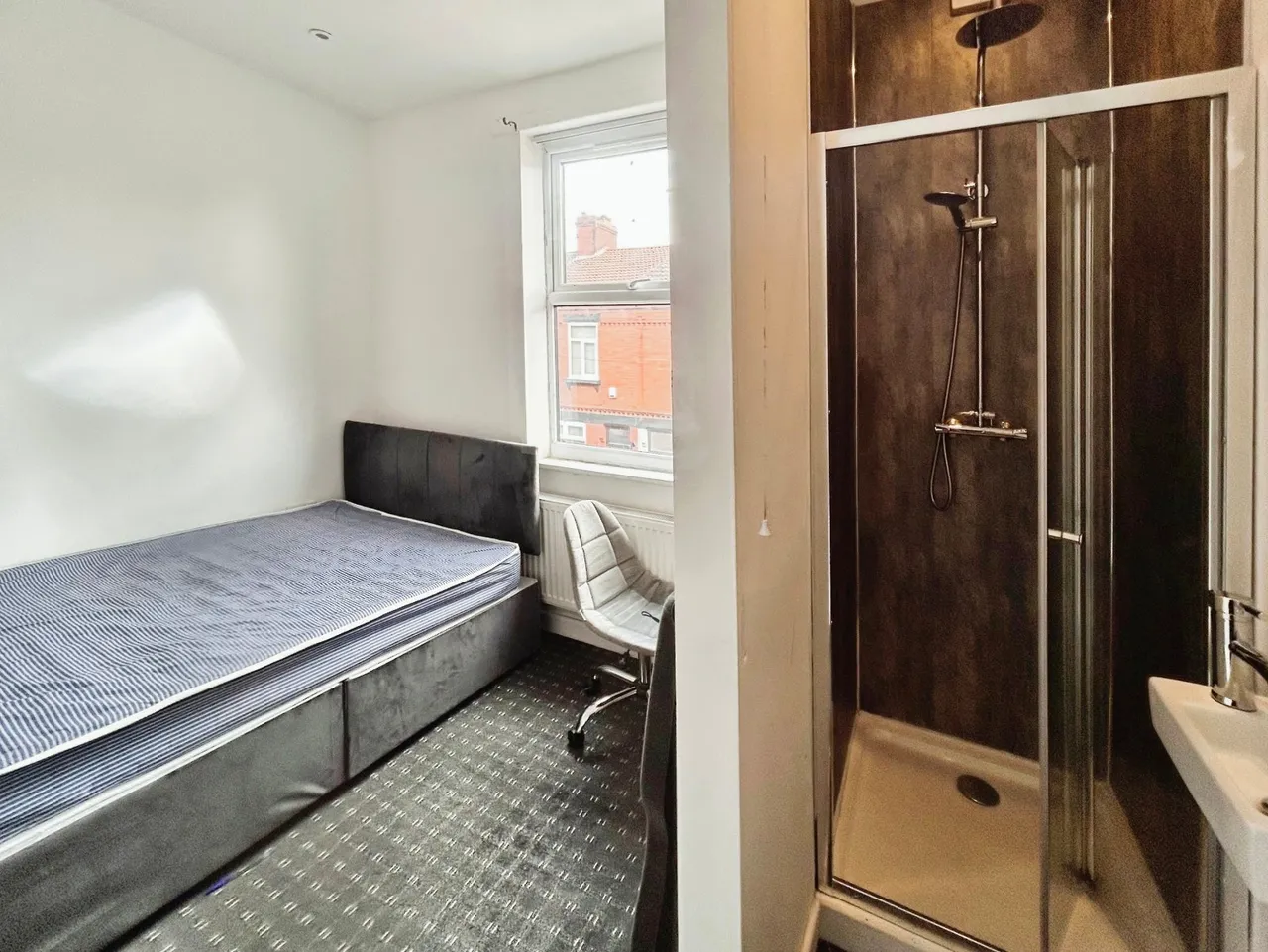 Thorn Grove, Manchester, M14, photo 8