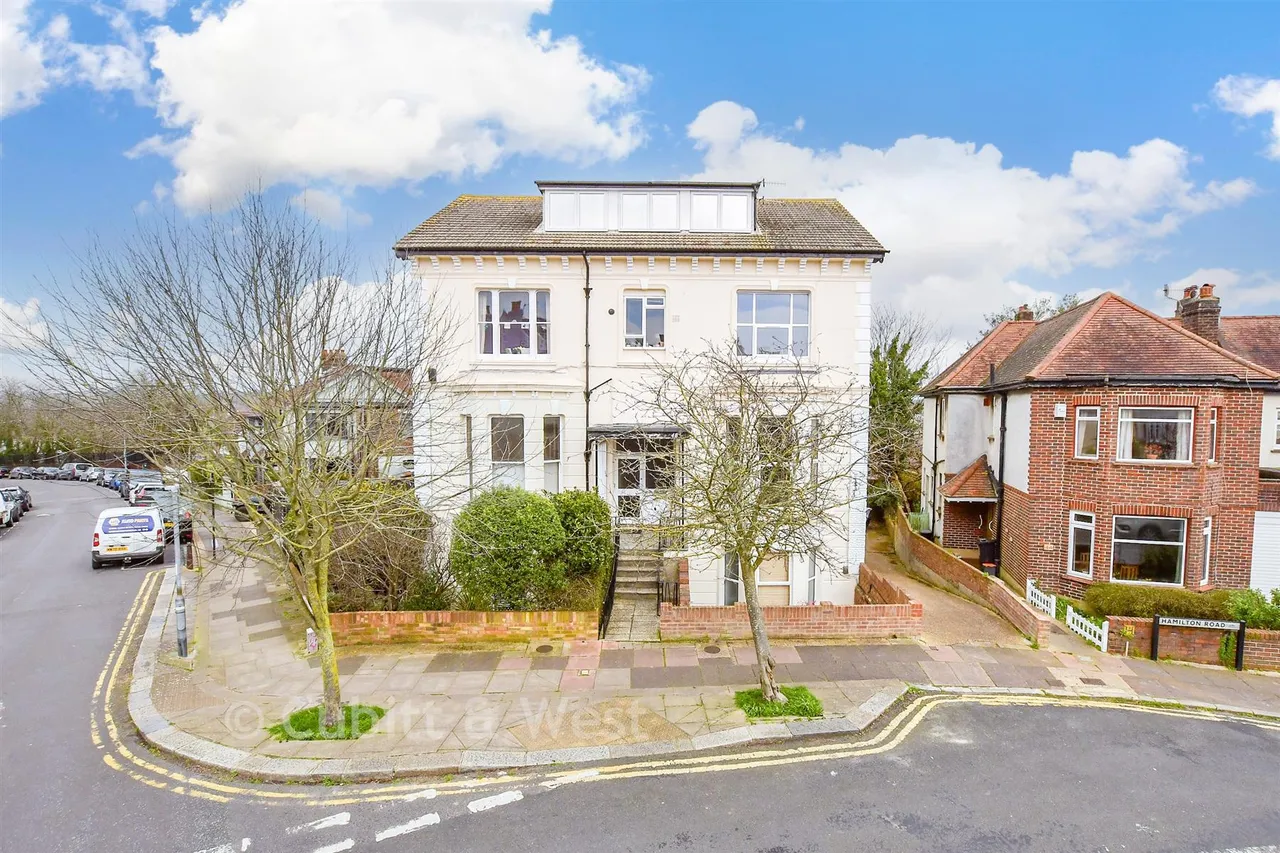 1 bed flat for sale, Stanford Road, Brighton, BN1