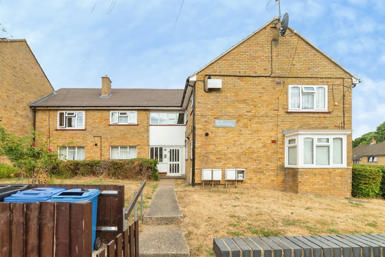 Pankhurst Crescent, Chells, SG2, photo 9