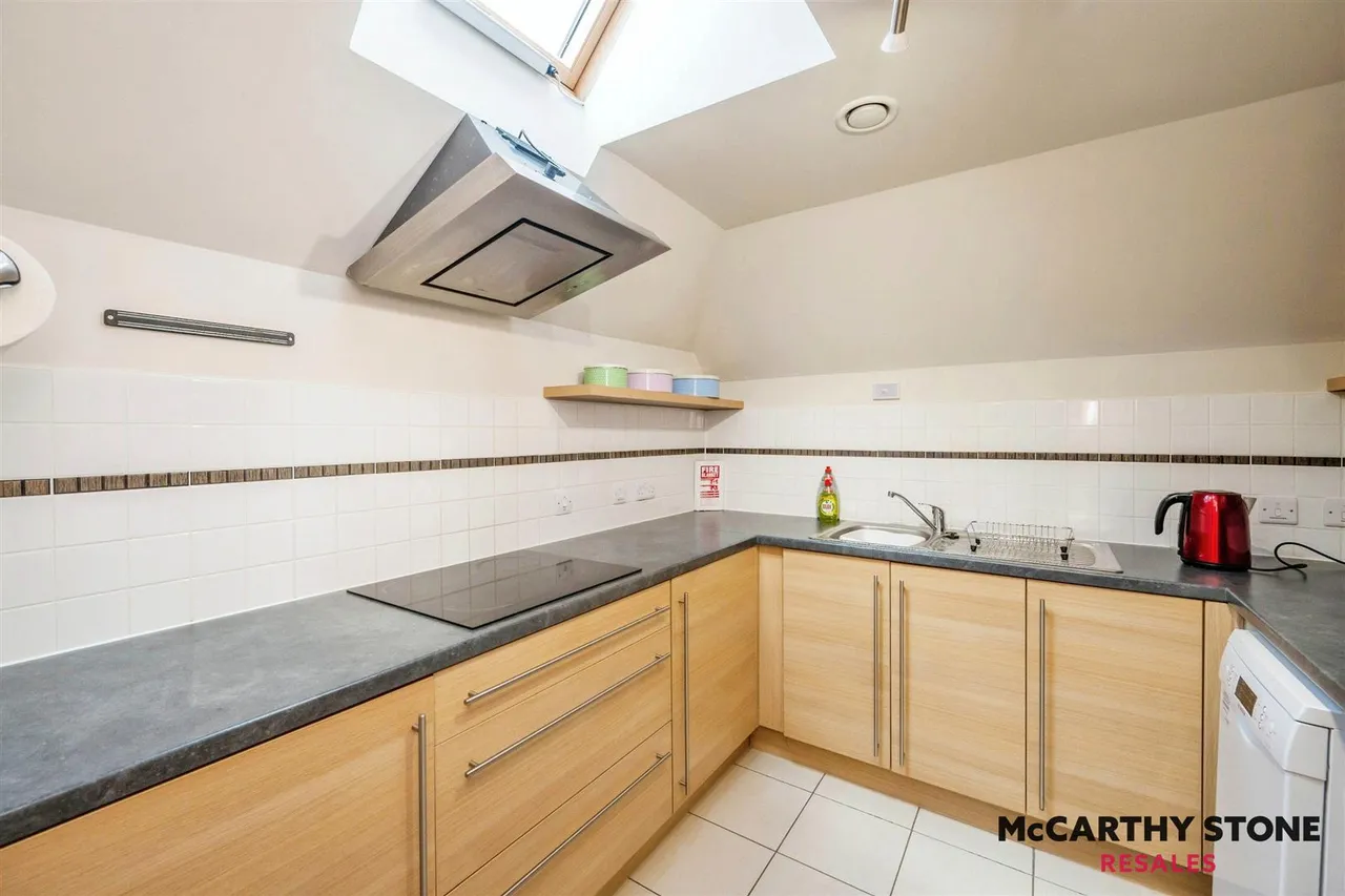 Hanbury Road, Droitwich, WR9, photo 7