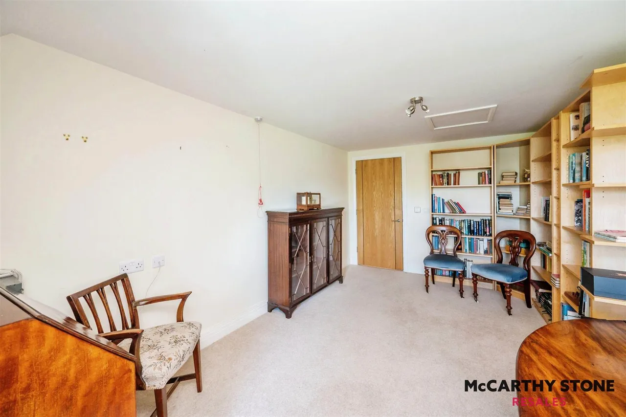 Hanbury Road, Droitwich, WR9, photo 12