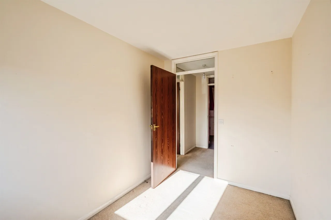 Swanley Close, Eastbourne, photo 12