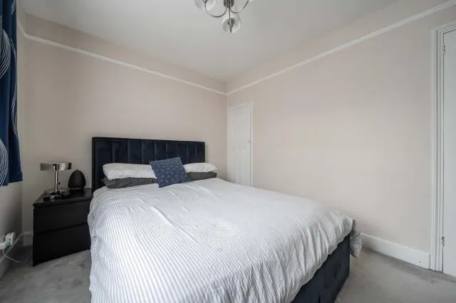 Totteridge Avenue, High Wycombe, HP13, photo 13