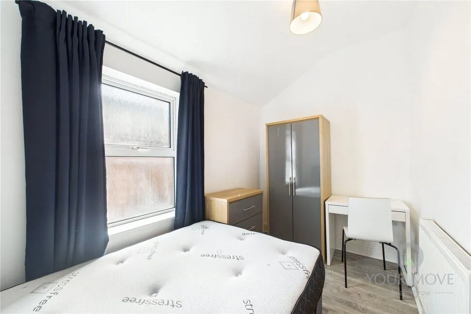 1 bed property to rent — Cedar Road, Northampton, Northamptonshire, NN1