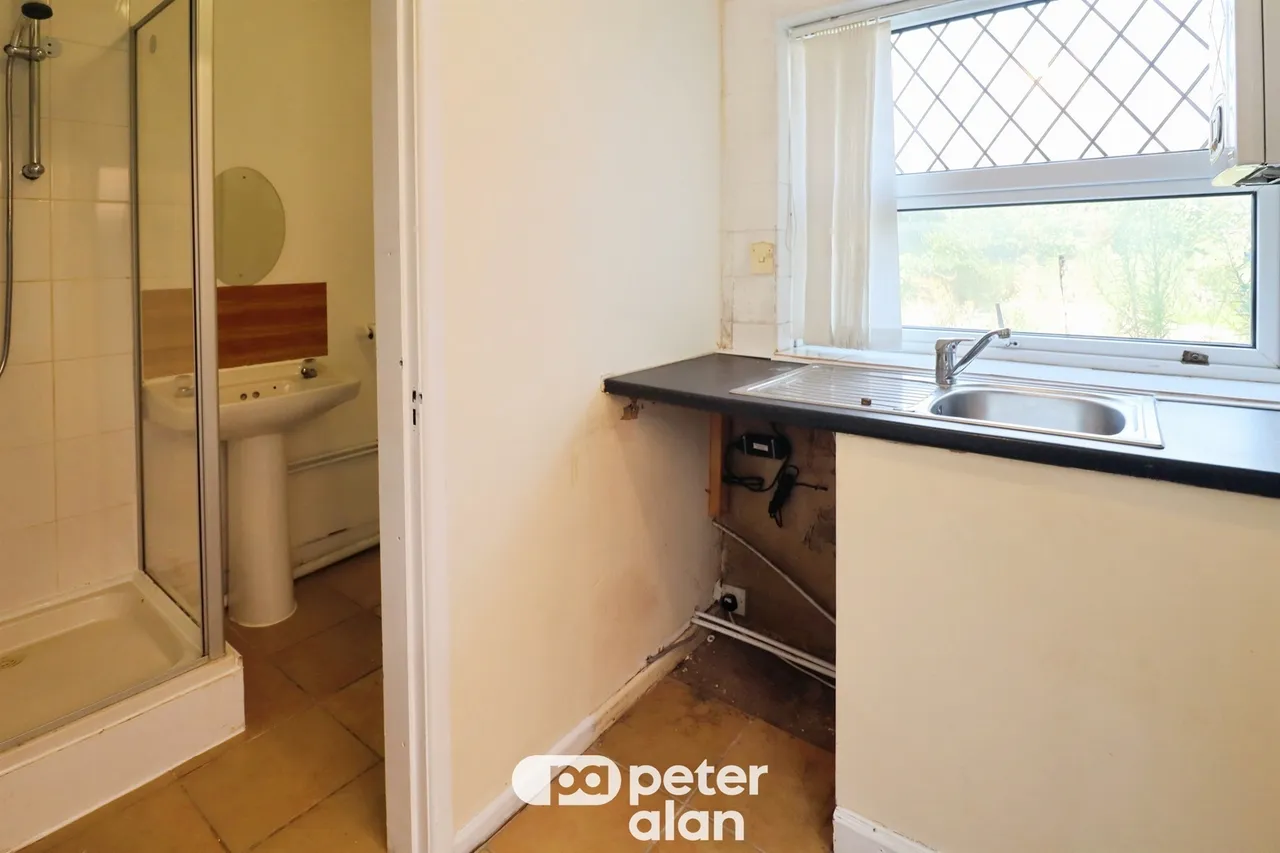 Hinton Street, Cardiff, CF24, photo 8