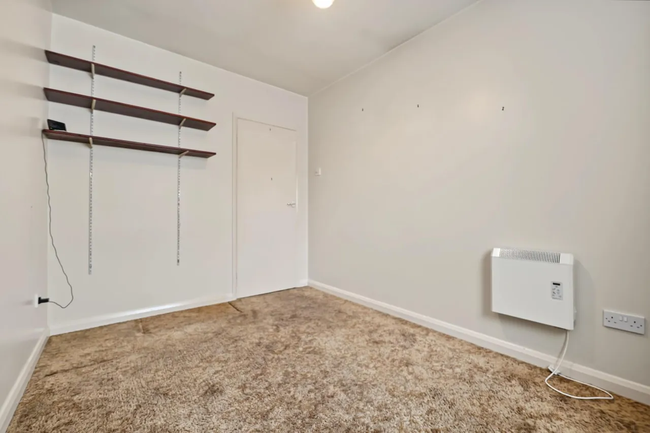 Cannam Close, Middleton, LE16, photo 10