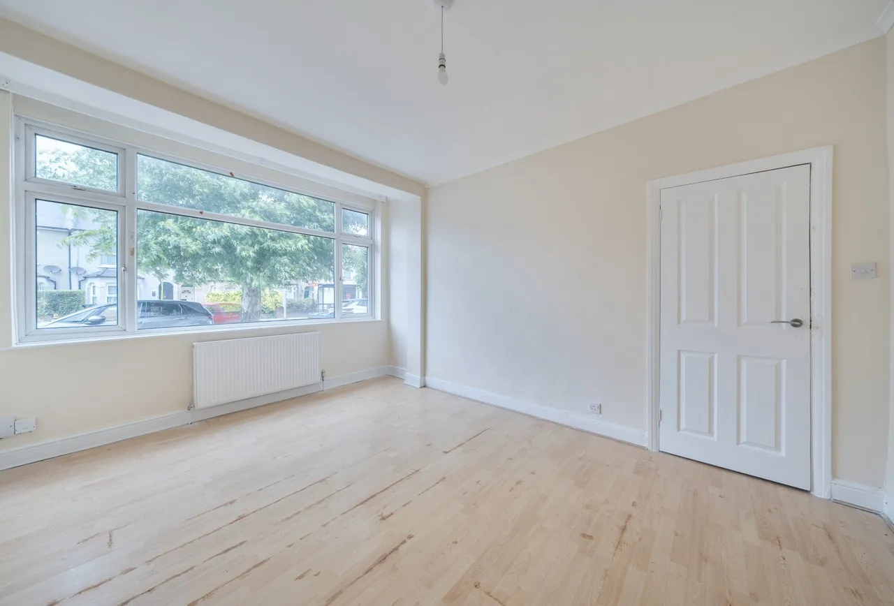 Manor Road, Mitcham, CR4 1JE, photo 3