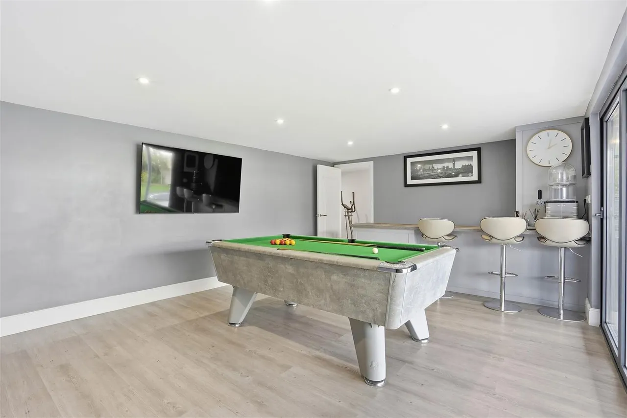 South Drive, South Cheam, SM2, photo 18