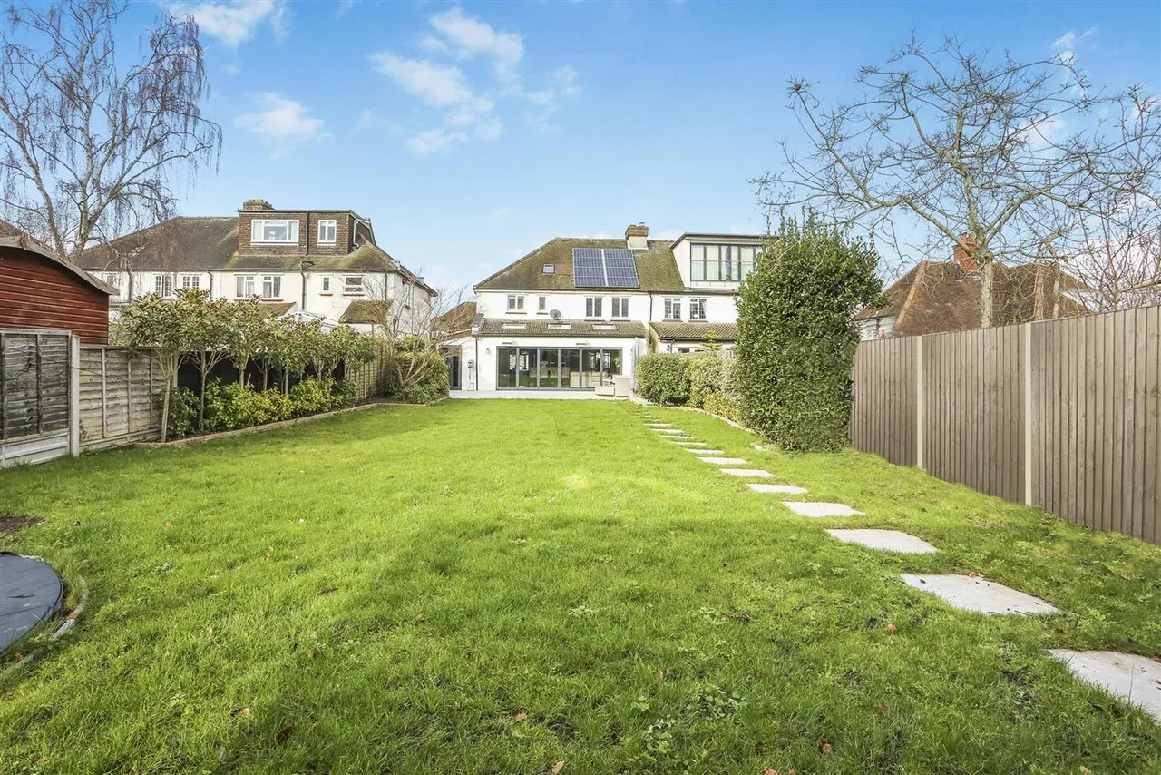 South Drive, South Cheam, SM2, photo 4
