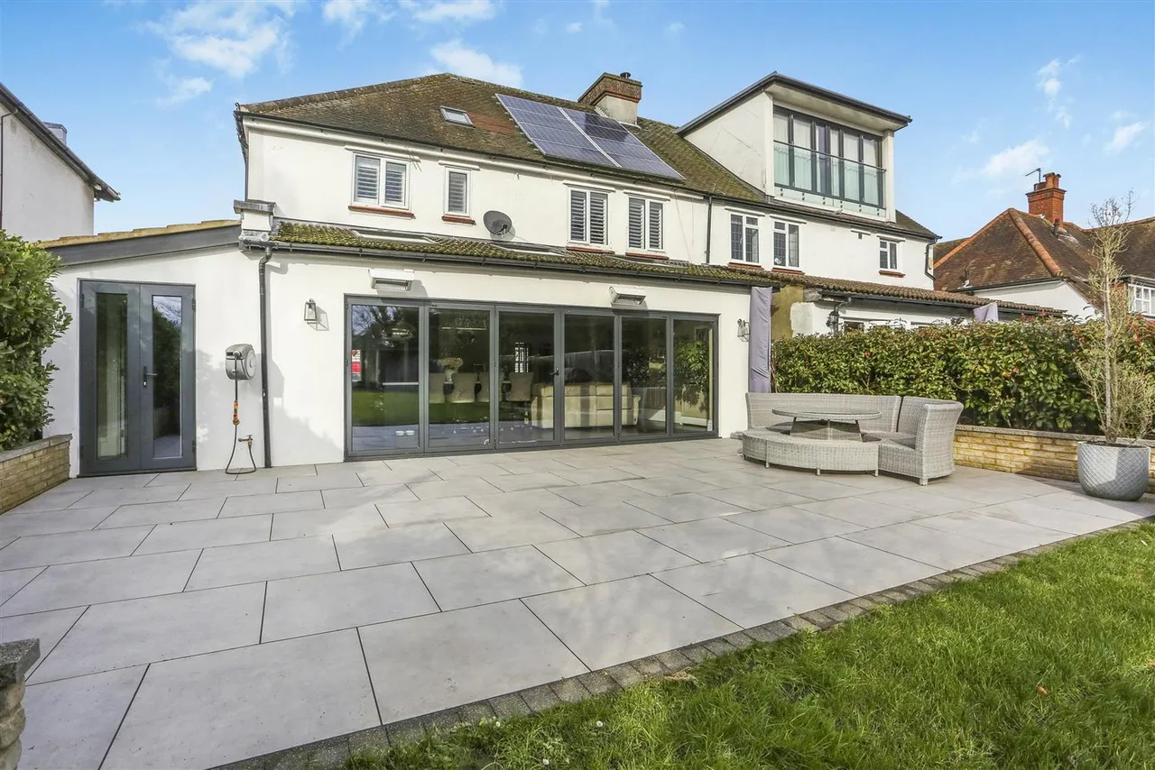 South Drive, South Cheam, SM2, photo 23