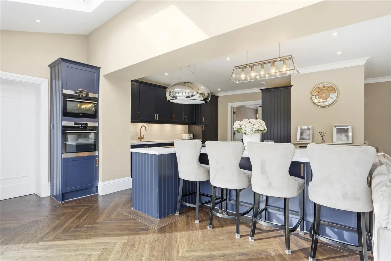 South Drive, South Cheam, SM2, photo 9