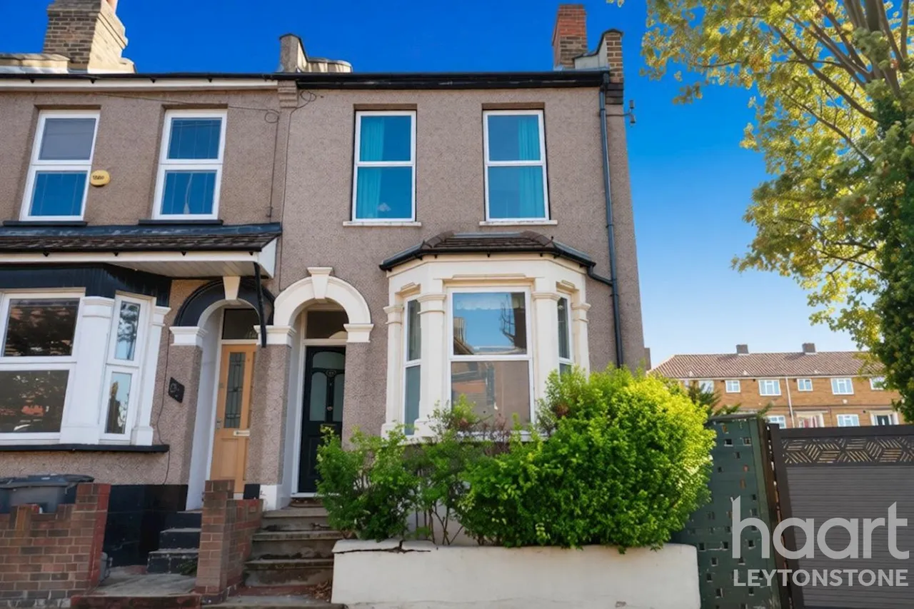 3 bed house for sale, Barfield Road, London, E11