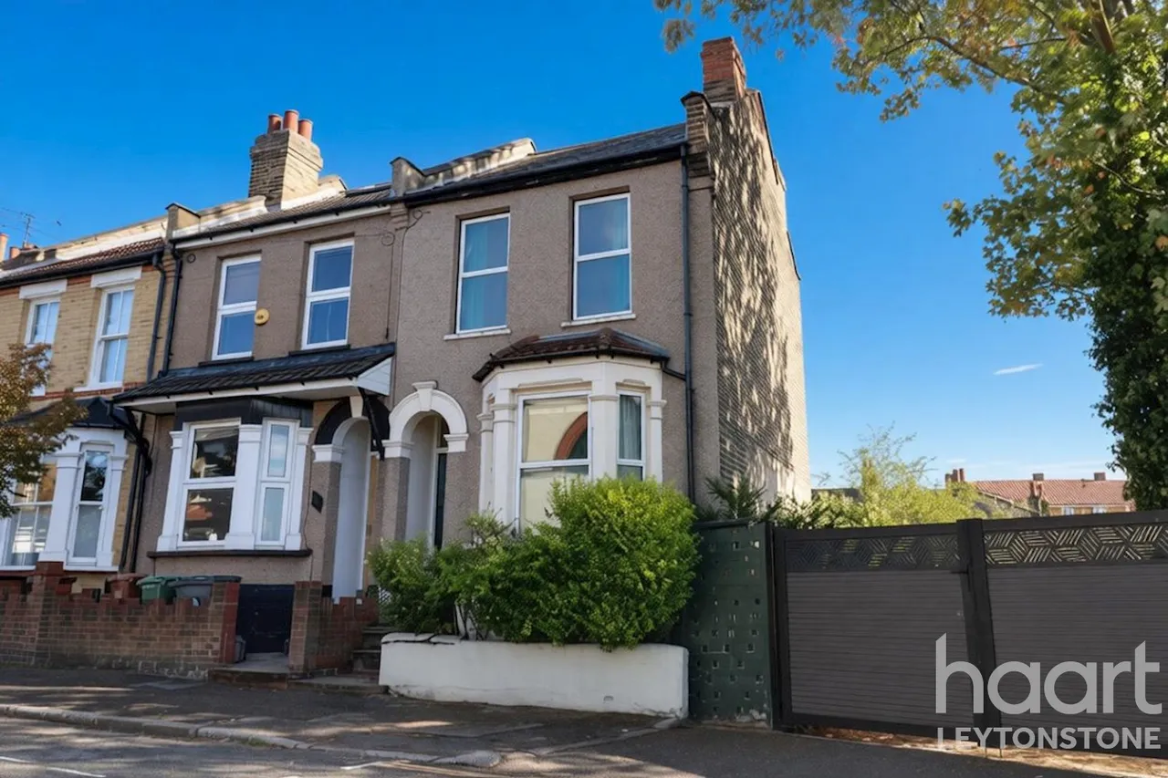 Barfield Road, London, E11, photo 5