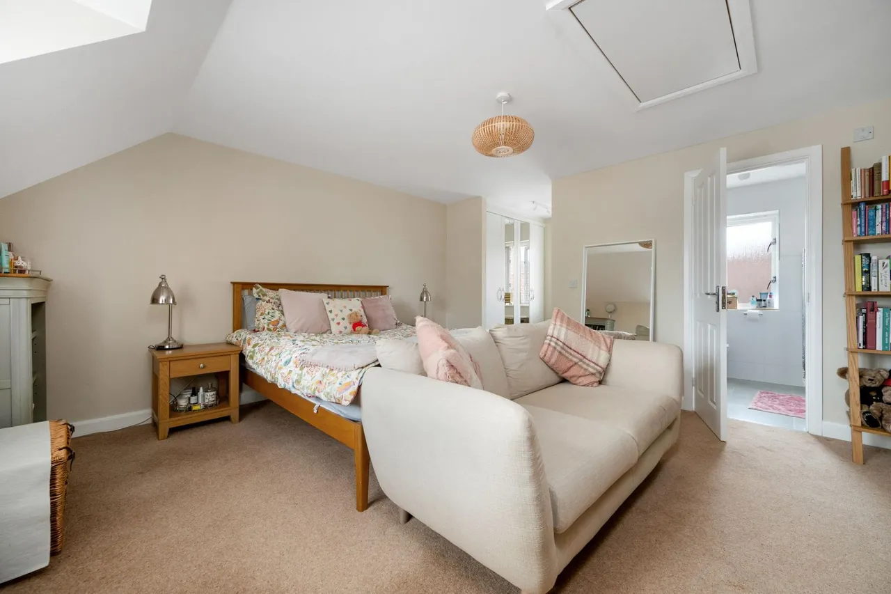 Uffington Road, Barnack, PE9, photo 12