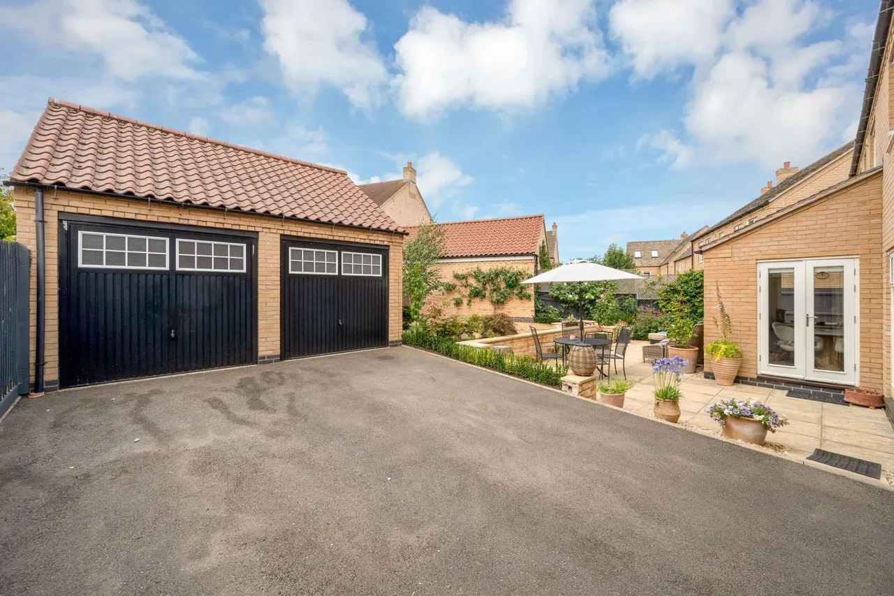 Uffington Road, Barnack, PE9, photo 22